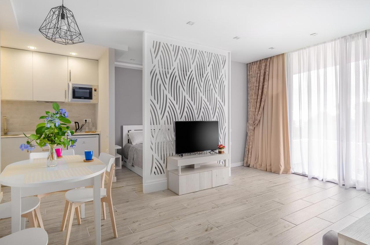Green Line Apartment バトゥーミ エクステリア 写真